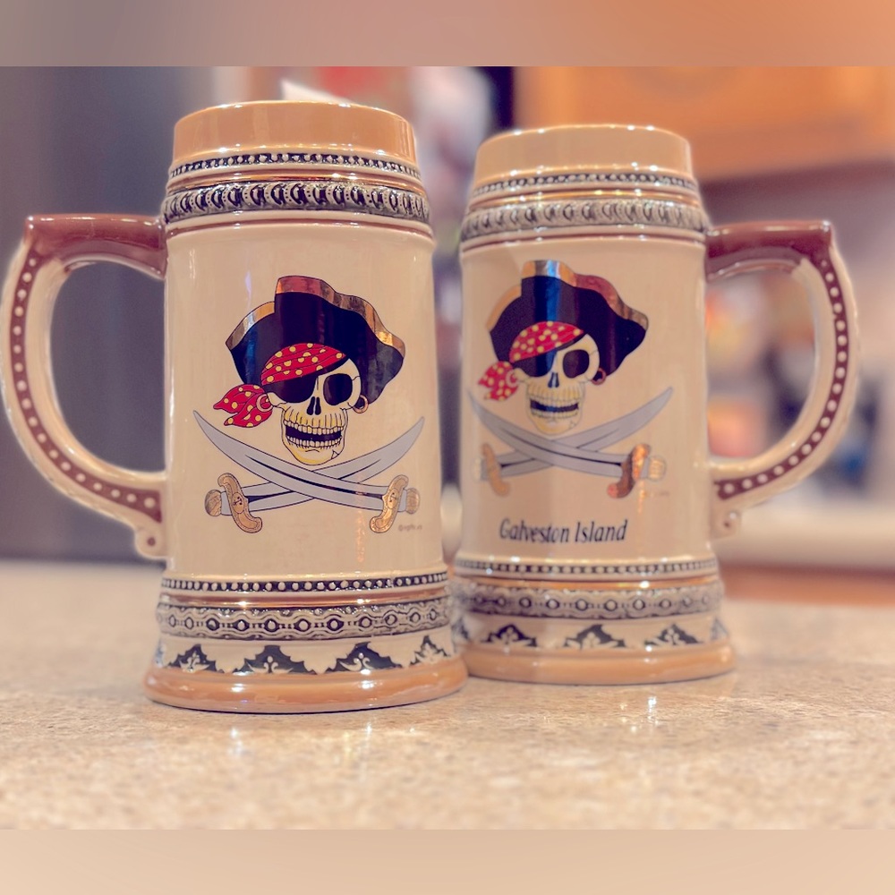 Galveston Island Pirate Steins 
2 Steins 6”tall x 3” wide 
without Tags! Texas